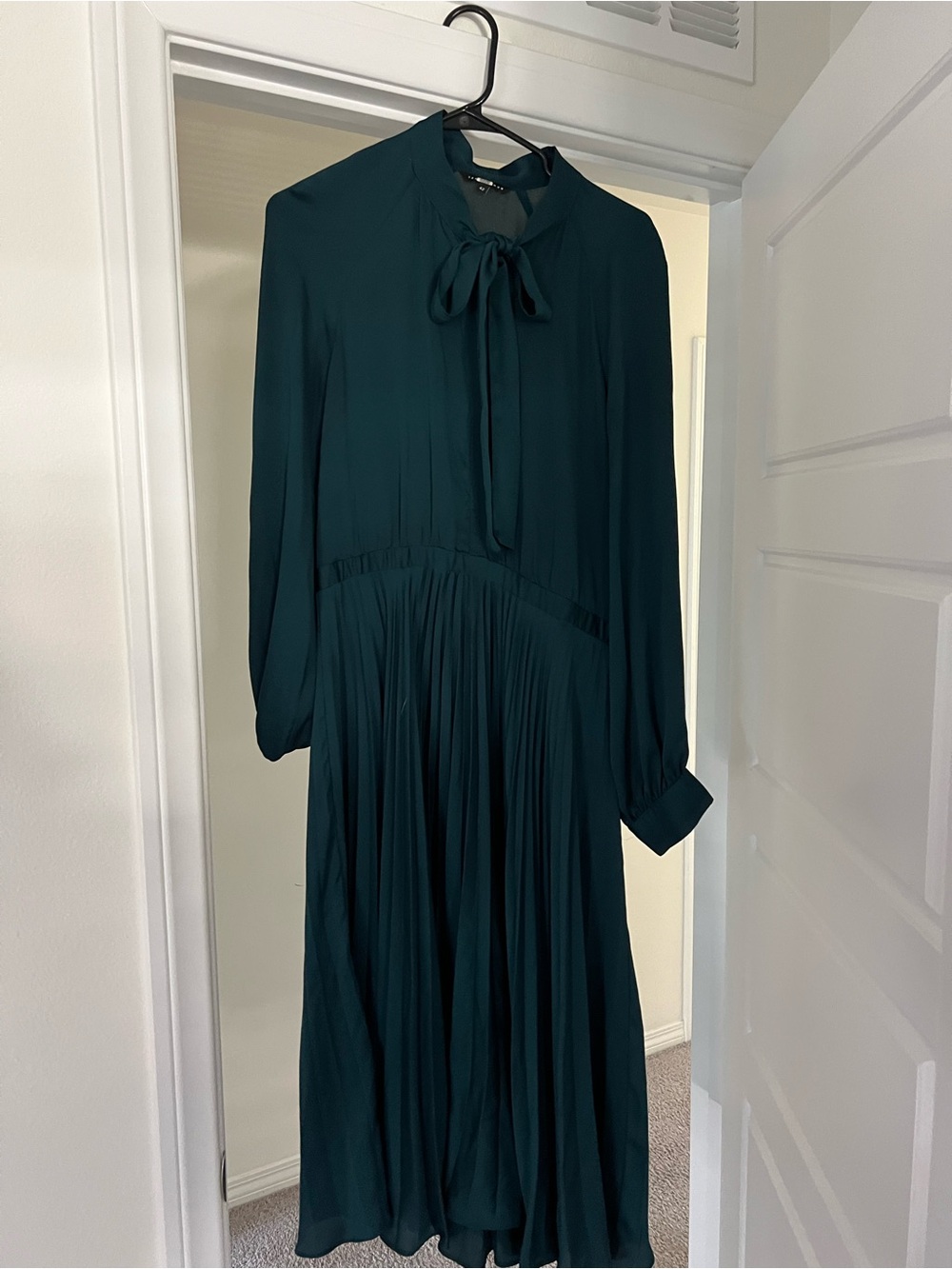 Tara Jarmon Teal Long-Sleeve Pleated Midi Dress with Tie Neck
